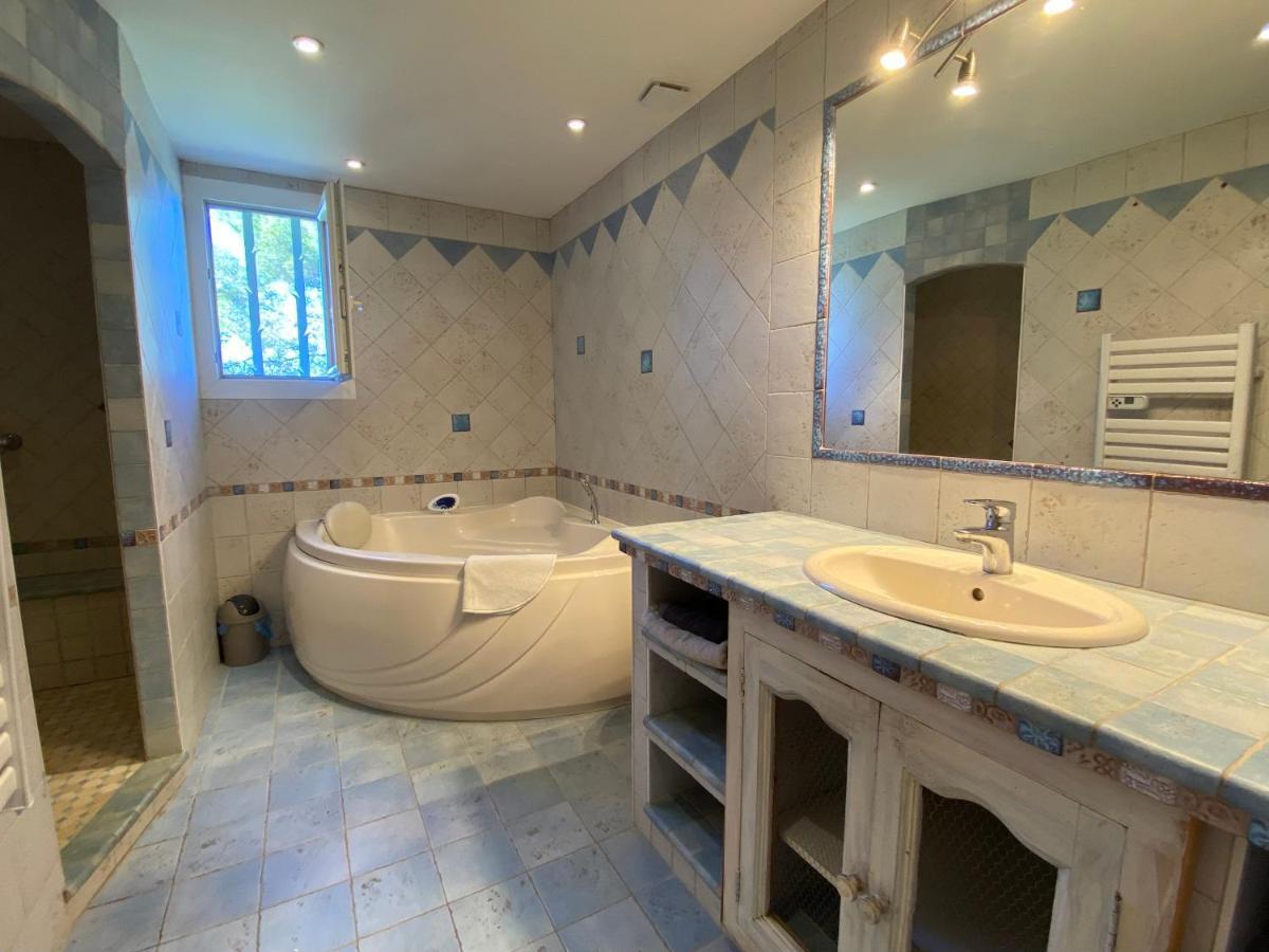 Le Cypres De Casimir Villa Beaucaire  Ngoại thất bức ảnh